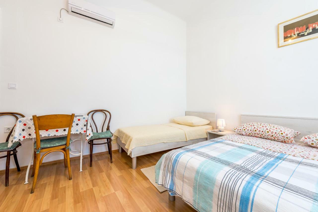 Apartmani Rina Šibenik Extérieur photo